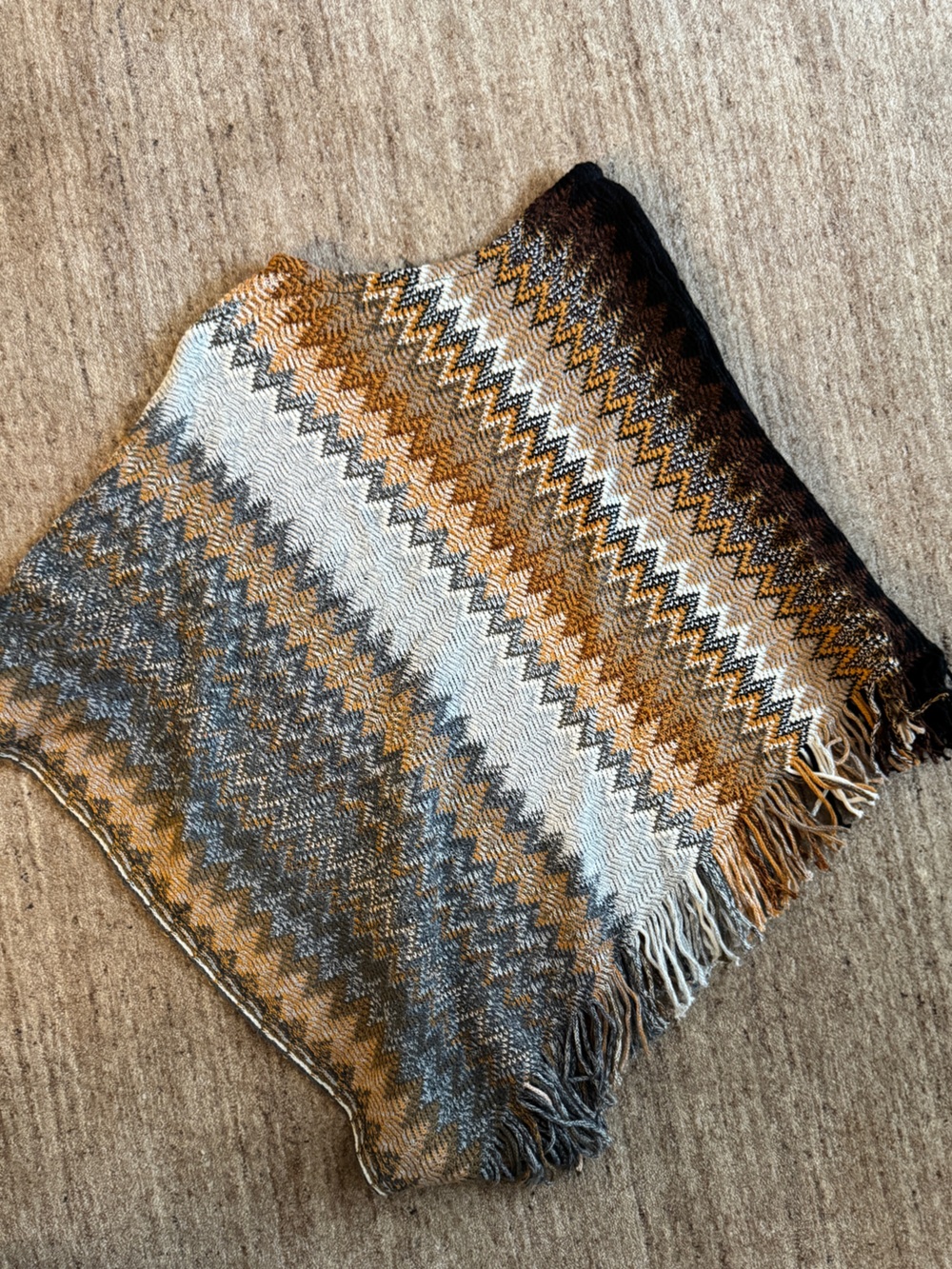Chevron Patterned Knit Poncho - Picture 3 of 4